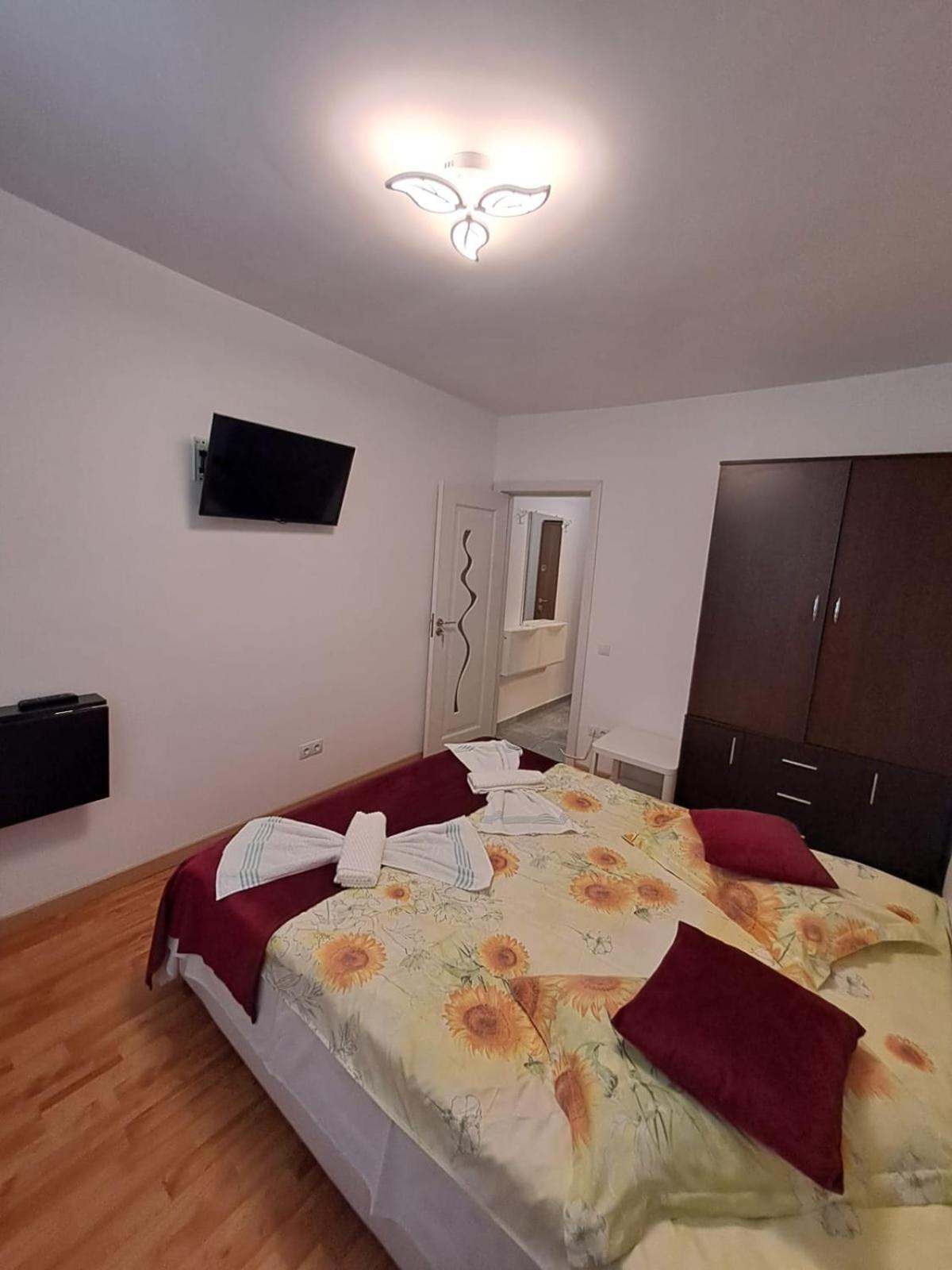Garsoniera Flori - Sinaia Apartment Exterior photo